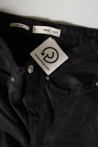 Дамски панталон Mango, Размер XS, Цвят Черен, Цена 8,84 лв.