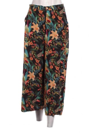 Pantaloni de femei Medicine, Mărime M, Culoare Multicolor, Preț 44,61 Lei
