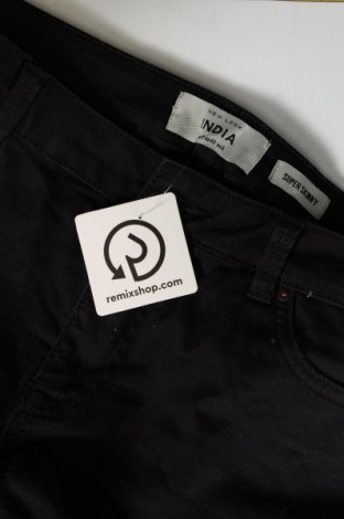 Γυναικείο παντελόνι New Look, Μέγεθος M, Χρώμα Μαύρο, Τιμή 8,45 €