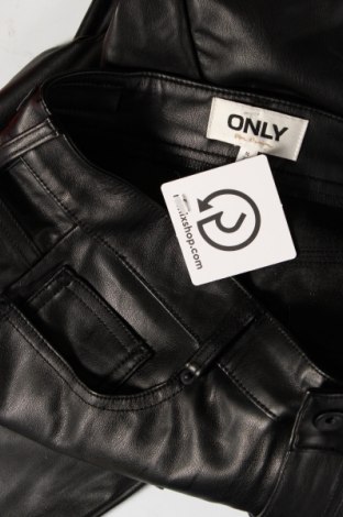 Дамски панталон ONLY, Размер M, Цвят Черен, Цена 7,29 лв.