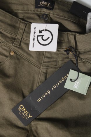 Dámské kalhoty  ONLY, Velikost XS, Barva Zelená, Cena  330,00 Kč
