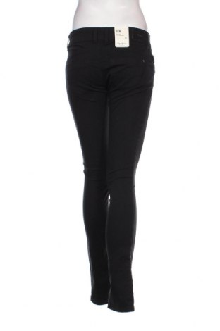 Pantaloni de femei Pepe Jeans, Mărime M, Culoare Negru, Preț 256,58 Lei
