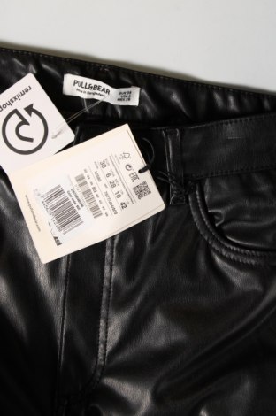 Pantaloni de femei Pull&Bear, Mărime M, Culoare Negru, Preț 92,31 Lei