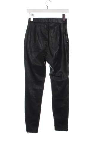 Pantaloni de femei Rich & Royal, Mărime S, Culoare Negru, Preț 282,24 Lei