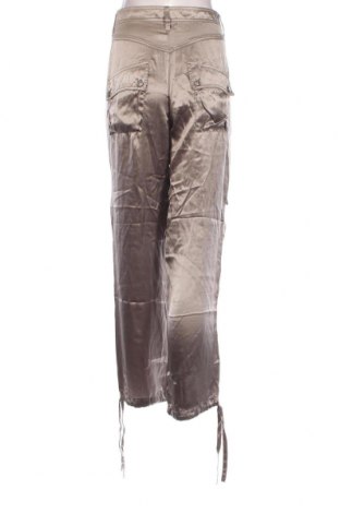 Дамски панталон Sisley, Размер L, Цвят Бежов, Цена 45,46 лв.