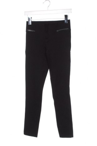 Pantaloni de femei Stradivarius, Mărime XS, Culoare Negru, Preț 44,40 Lei