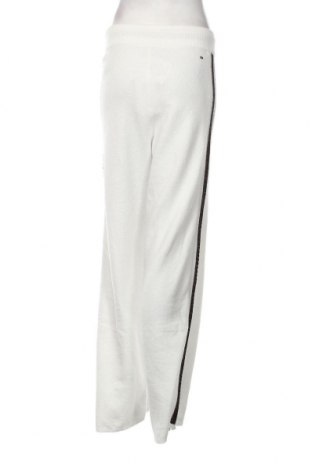 Дамски панталон Tommy Hilfiger, Размер S, Цвят Бял, Цена 101,50 лв.