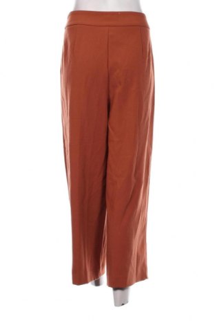 Pantaloni de femei United Colors Of Benetton, Mărime M, Culoare Maro, Preț 53,95 Lei