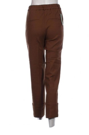 Pantaloni de femei United Colors Of Benetton, Mărime M, Culoare Maro, Preț 100,95 Lei