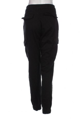 Дамски панталон Urban Classics, Размер S, Цвят Черен, Цена 30,03 лв.