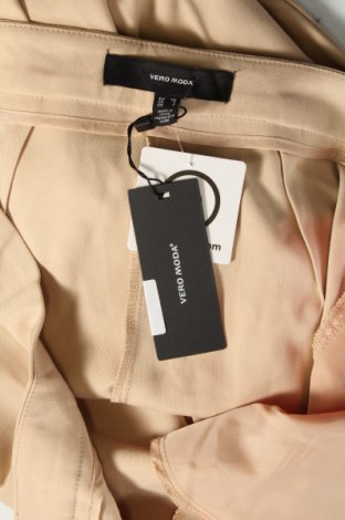 Γυναικείο παντελόνι Vero Moda, Μέγεθος XS, Χρώμα  Μπέζ, Τιμή 31,96 €