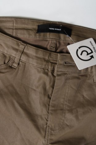 Дамски панталон Vero Moda, Размер L, Цвят Зелен, Цена 9,45 лв.