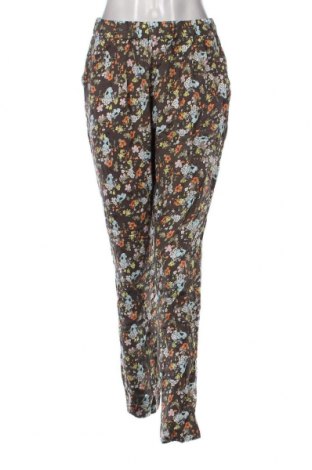 Pantaloni de femei Vero Moda, Mărime M, Culoare Multicolor, Preț 35,53 Lei