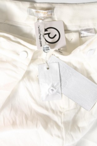 Дамски панталон Vero Moda, Размер S, Цвят Бял, Цена 20,46 лв.