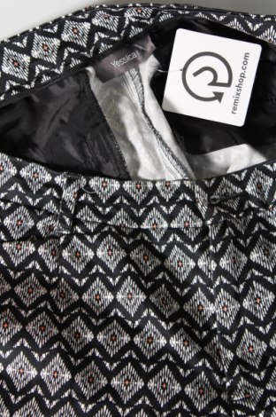 Γυναικείο παντελόνι Yessica, Μέγεθος L, Χρώμα Πολύχρωμο, Τιμή 17,94 €