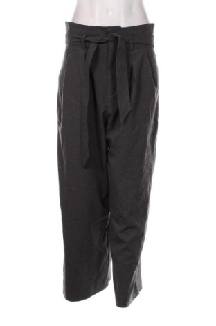 Pantaloni de femei Zara, Mărime M, Culoare Gri, Preț 44,41 Lei