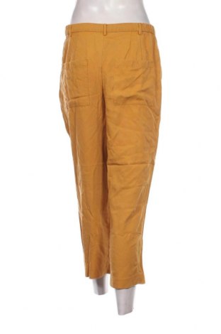 Дамски панталон Zara, Размер M, Цвят Жълт, Цена 14,61 лв.
