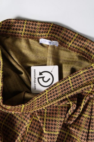 Дамски панталон Zara Trafaluc, Размер S, Цвят Многоцветен, Цена 7,29 лв.