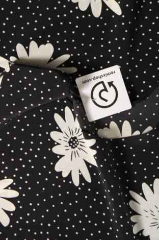 Γυναικείο αμάνικο μπλουζάκι, Μέγεθος L, Χρώμα Πολύχρωμο, Τιμή 3,77 €