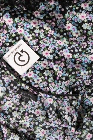 Γυναικείο αμάνικο μπλουζάκι Amisu, Μέγεθος M, Χρώμα Πολύχρωμο, Τιμή 3,79 €