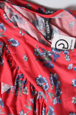 Γυναικείο αμάνικο μπλουζάκι Colours Of The World, Μέγεθος M, Χρώμα Πολύχρωμο, Τιμή 8,04 €