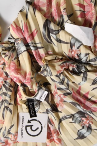 Γυναικείο αμάνικο μπλουζάκι H&M Divided, Μέγεθος S, Χρώμα Πολύχρωμο, Τιμή 2,81 €