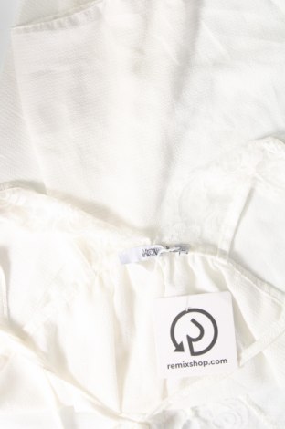 Γυναικείο αμάνικο μπλουζάκι Haily`s, Μέγεθος M, Χρώμα Λευκό, Τιμή 3,03 €