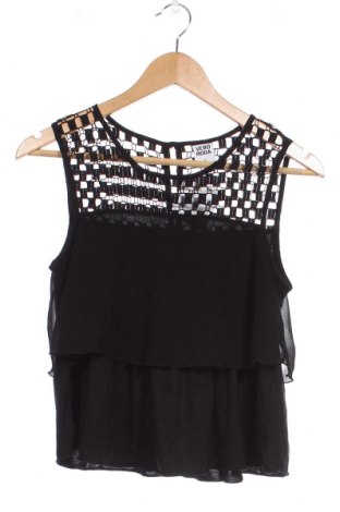 Γυναικείο αμάνικο μπλουζάκι Vero Moda, Μέγεθος XS, Χρώμα Μαύρο, Τιμή 4,30 €