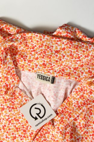 Γυναικείο αμάνικο μπλουζάκι Yessica, Μέγεθος S, Χρώμα Πολύχρωμο, Τιμή 3,22 €