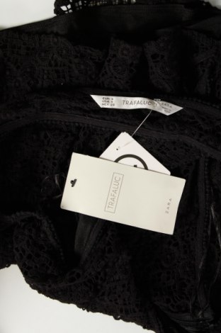 Γυναικείο αμάνικο μπλουζάκι Zara Trafaluc, Μέγεθος S, Χρώμα Μαύρο, Τιμή 2,97 €