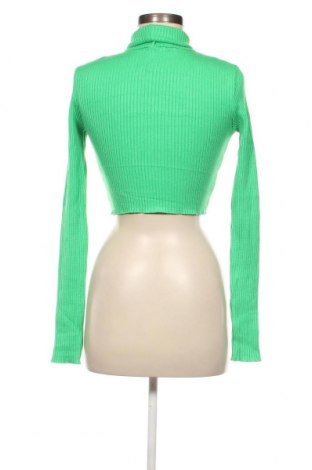 Damenpullover Bershka, Größe M, Farbe Grün, Preis 9,89 €