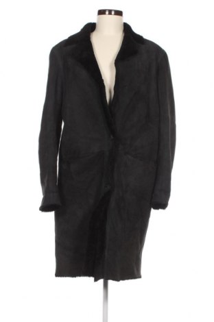 Δερμάτινο γυναικείο παλτό Closed, Μέγεθος M, Χρώμα Μαύρο, Τιμή 228,18 €