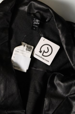 Γυναικείο δερμάτινο μπουφάν, Μέγεθος XL, Χρώμα Μαύρο, Τιμή 31,77 €