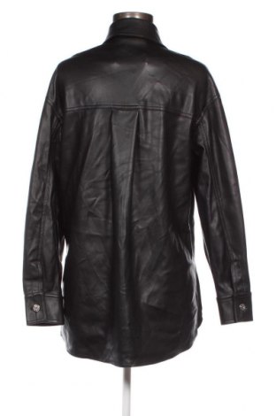 Γυναικείο δερμάτινο μπουφάν Bershka, Μέγεθος S, Χρώμα Μαύρο, Τιμή 13,64 €