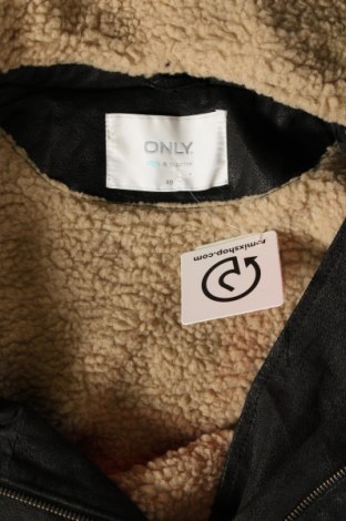 Γυναικείο δερμάτινο μπουφάν ONLY, Μέγεθος M, Χρώμα Μαύρο, Τιμή 35,78 €