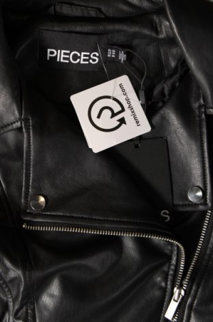 Dámska kožená bunda  Pieces, Veľkosť XS, Farba Čierna, Cena  31,16 €