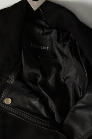 Дамско палто Body Flirt, Размер L, Цвят Черен, Цена 63,13 лв.