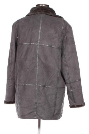 Дамско палто Damart, Размер L, Цвят Сив, Цена 66,34 лв.