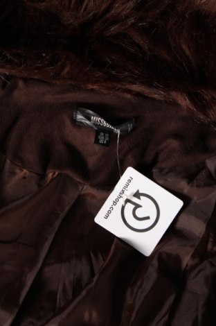 Дамско палто Missguided, Размер M, Цвят Кафяв, Цена 66,34 лв.