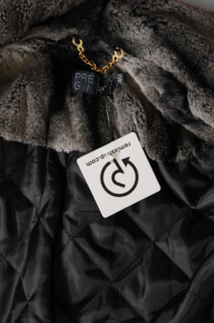 Дамско палто Pretty Girl, Размер M, Цвят Сив, Цена 51,86 лв.