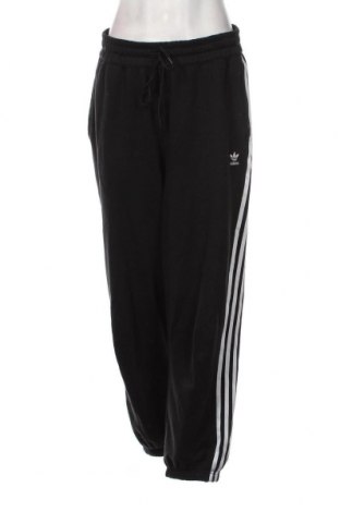 Pantaloni trening de femei Adidas, Mărime M, Culoare Negru, Preț 152,96 Lei