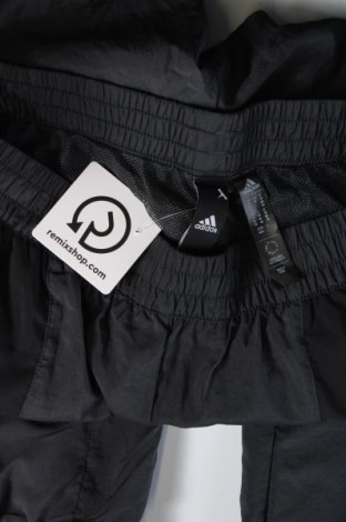 Damen Sporthose Adidas, Größe M, Farbe Mehrfarbig, Preis 26,37 €