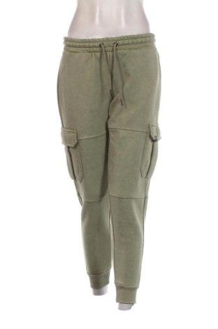 Pantaloni trening de femei Karl Kani, Mărime M, Culoare Verde, Preț 168,26 Lei