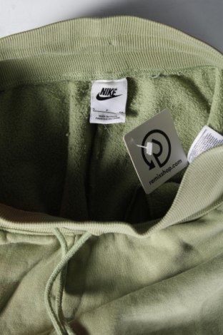 Pantaloni trening de femei Nike, Mărime S, Culoare Verde, Preț 305,92 Lei