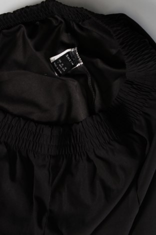 Γυναικείο αθλητικό παντελόνι SHEIN, Μέγεθος M, Χρώμα Μαύρο, Τιμή 8,01 €