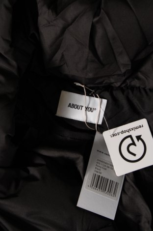 Γυναικείο μπουφάν About You, Μέγεθος S, Χρώμα Μαύρο, Τιμή 31,73 €