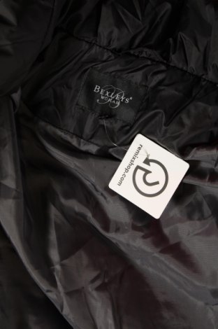 Γυναικείο μπουφάν Bexleys, Μέγεθος XXL, Χρώμα Μαύρο, Τιμή 30,15 €