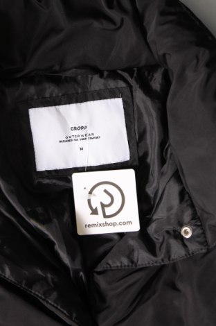 Γυναικείο μπουφάν Cropp, Μέγεθος M, Χρώμα Μαύρο, Τιμή 25,05 €