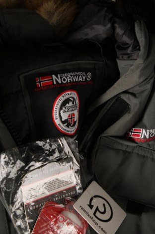 Dámská bunda  Geographical Norway, Velikost M, Barva Zelená, Cena  3 589,00 Kč