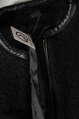 Γυναικείο μπουφάν H&M, Μέγεθος XL, Χρώμα Μαύρο, Τιμή 16,33 €